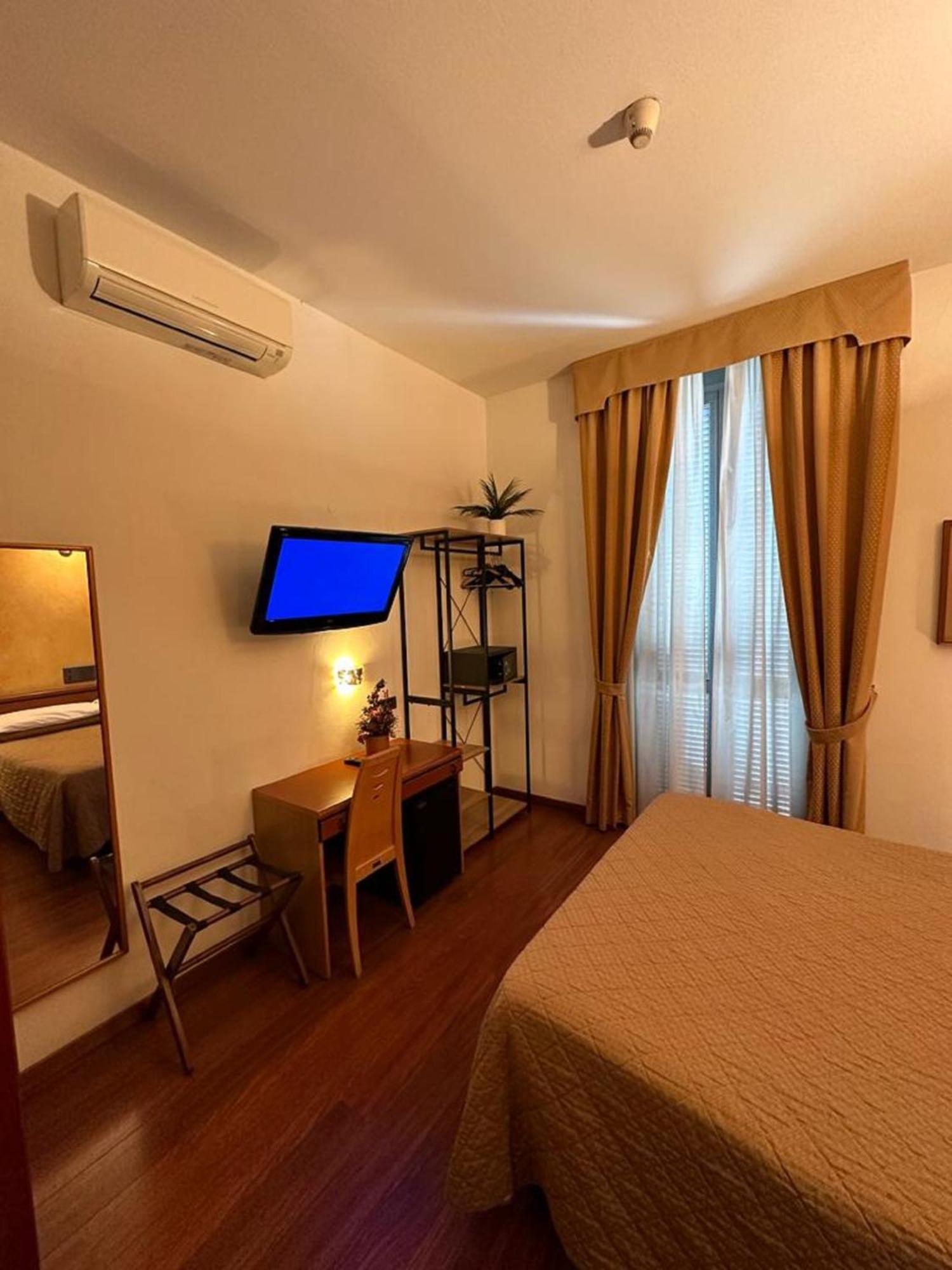 Hotel Aspromonte Milan Exterior photo