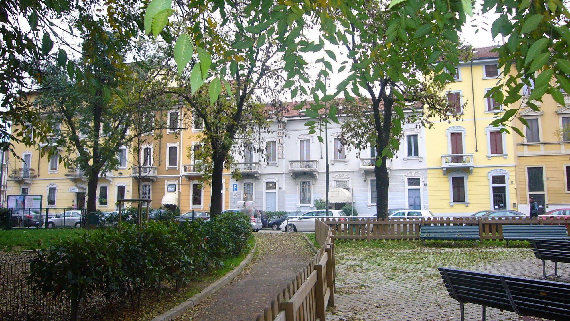 Hotel Aspromonte Milan Exterior photo